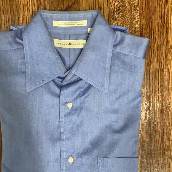 Joseph Abboud Button Down Shirt. - Picture 2 of 5